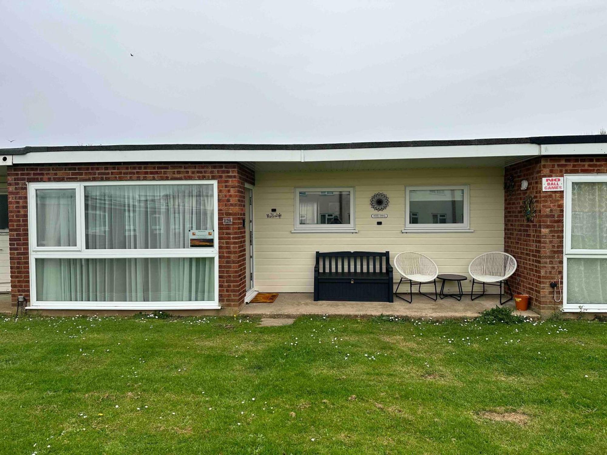 129 Sunset Chalet Hemsby Exterior photo